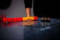 Klucz dynamometryczny izolowany 1/4 5-25 Nm WIHA 43126 - 7