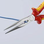 Zestaw dla elektryka szczypce tnące półokrągłe izolowane chwytające KNIPEX 26 16 200+ wkrętak izolowany PH2 WERA+ poziomica kieszonkowa 