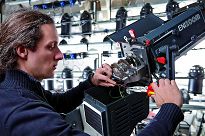 Szczypce dla elektryka, izolowane ułatwiają pracę w elektroinstalacji 6W1 KNIPEX 13 96 200 - 6