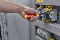 Wkrętak śrubokręt z magazynkiem bitów PocketMax elect WIHA 45296 - 2