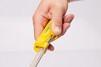 Ściągacz izolacji z kabli przewodów płaskich do 12 mm JOKARI no14 - 30140 - 3