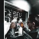 Wkrętak śrubokręt dynamometryczny sześcokąt 4mm izolowany z ustawioną wartością 5 Nm WERA 05004980001 - 2