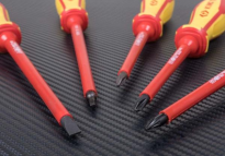 Wkrętak śrubokręt płaski izolowany 4,0 x 0,8mm 4,0 x 100mm KING TONY 14720404 - 5