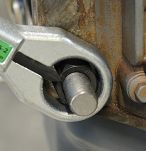 Jednoostrzowy, mechaniczny przecinak do nakrętek KUKKO 55-2 - 4