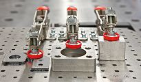Docisk pionowy z otwartym ramieniem i podstawą poziomą STC-HH BESSEY STC-HH70 - 17