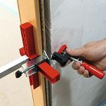 Przyrząd ustalający do montażu ościeżnic drzwi BESSEY TU - 5