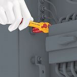 Grzechotka Zyklop Izolowana 3/8