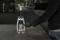 Ściągacz 2-ramienny z samozaciskiem 150mm KUKKO 220-2 - 3