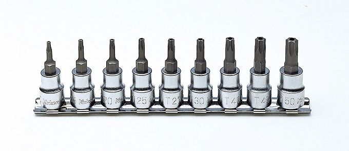 Zestaw nasadek TH10-TH50 trzpieniowych TORX z dziurką KOKEN