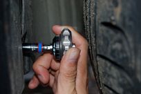 Mini grzechotka ręczna z uchwytem do bitów 1/4