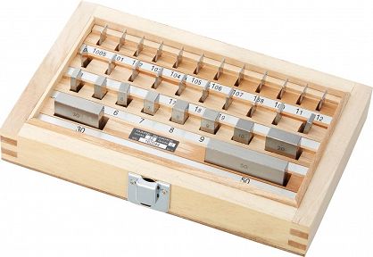 Zestaw plytek wzorcowych, stal, klas.toler.2, 32-cz. FORTIS 4317784737531