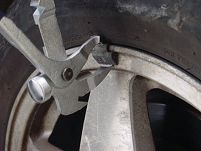 Szczypce do zakładania ciężarków na felgi 250 mm KING TONY 9BK11 - 2