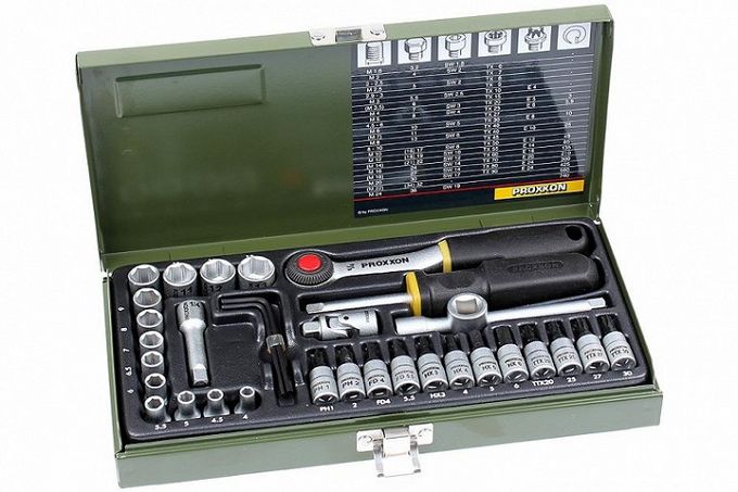 Klucze nasadowe grzechotka 1/4