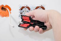  Narzędzie do zdejmowania izolacji i montażu do kabli koncentrycznych z wtykiem F WIHA 44241  - 7