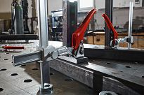 Narzędzie mocujące do stołów spawalniczych z regulowanym wysięgiem TWV BESSEY TWV16-20-15H - 2